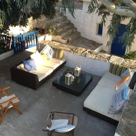 וילה The Priest House *